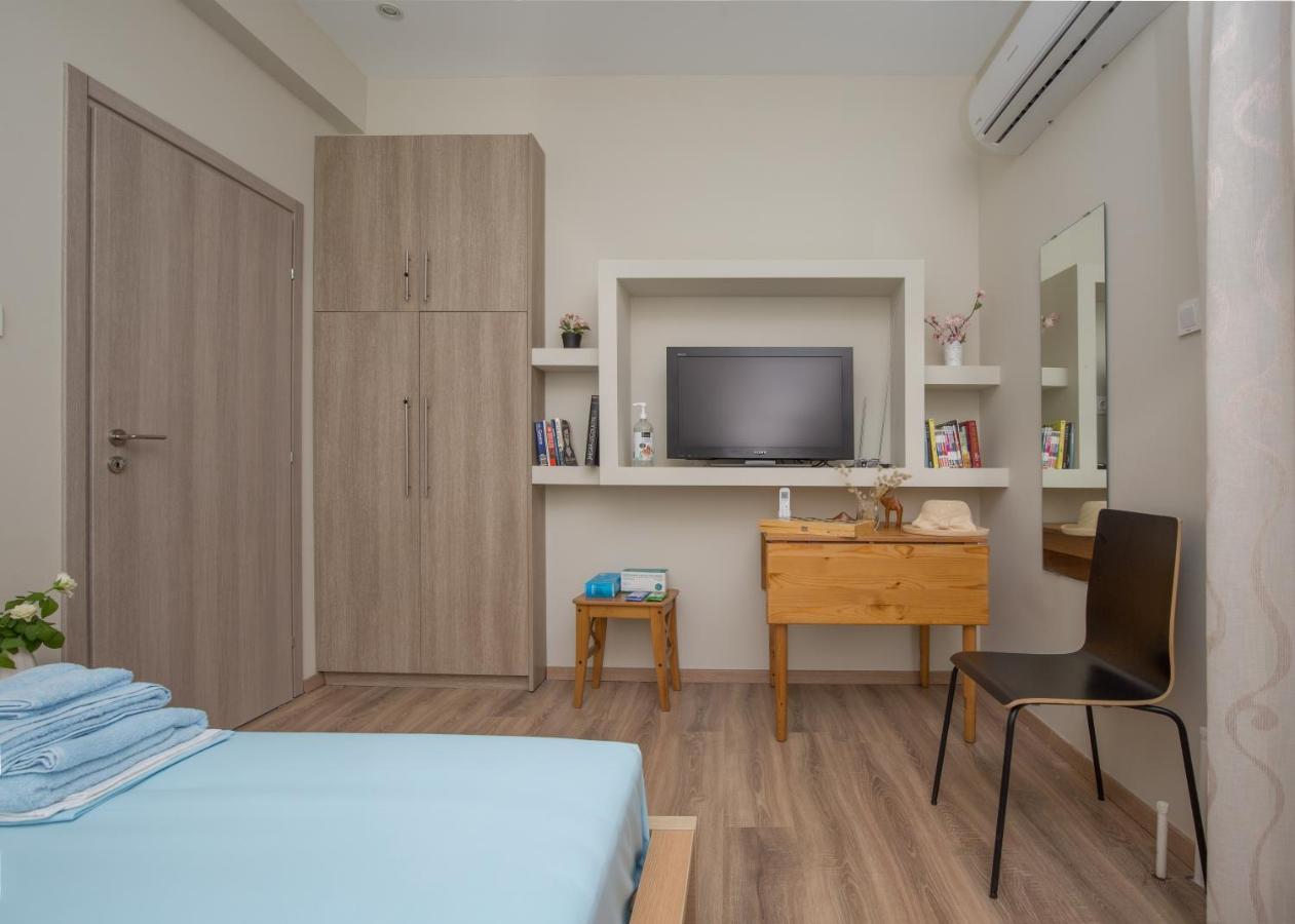 Cosy Apartment With Terrace Near Metro Station Atenas Exterior foto